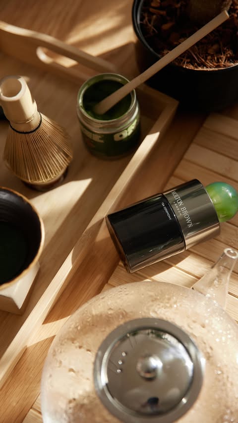Instagram post by @venswifestyle for Molton Brown. Caption reads: [...] scent. Lately, Tea Ceremony by @moltonbrown....