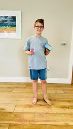 Instagram post by @indiaandmaxwellsadventures for ZipString. Caption reads: [AD] 💜 Zip String 💜

💙 The brand new @zipstring....