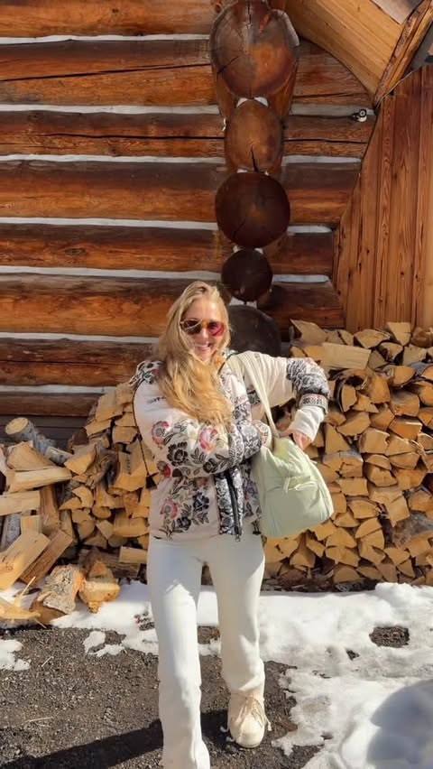Instagram post by @talliia for CALPAK. Caption reads: taking spring with me everywhere I go! @calpak....