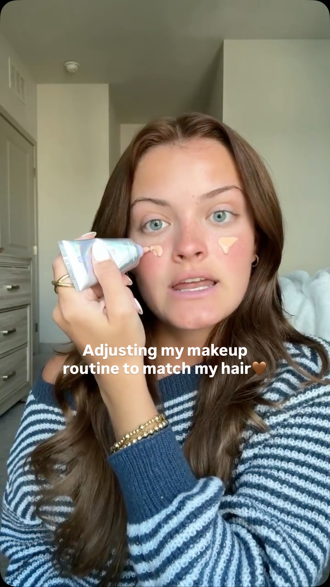 Instagram post by @itsjacylee for NAKED SUNDAYS. Caption reads: There is nothing better than a glowy, SPF-packed....