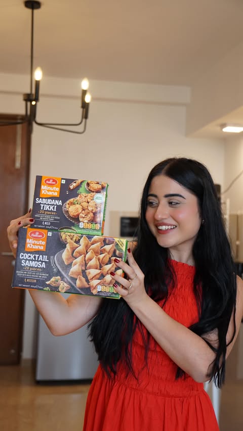 Instagram post by @leen_kaurr for Haldiram's. Caption reads: [...] logon ke liye , sab type ke snacks ♥️....