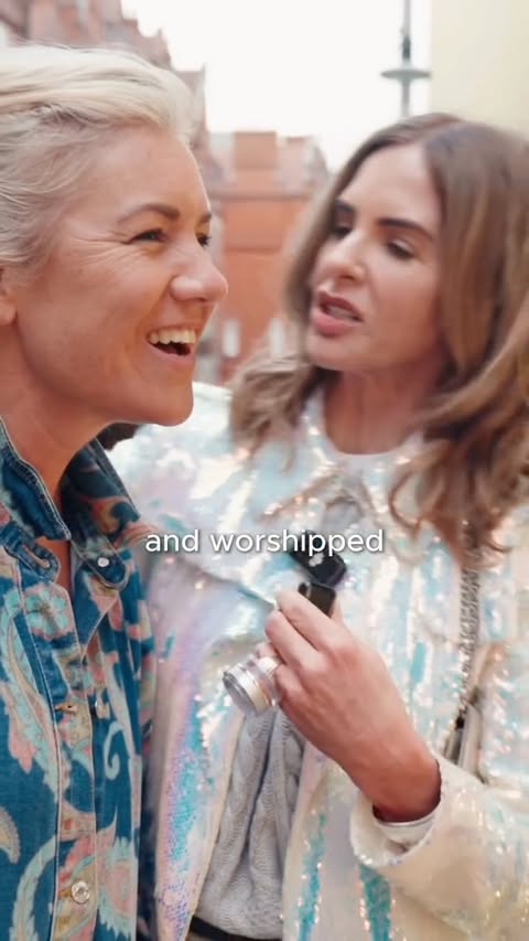 Instagram post by @lucindaslight for Trinny London. Caption reads: ✨ So… I met @trinnywoodall and within seconds she....