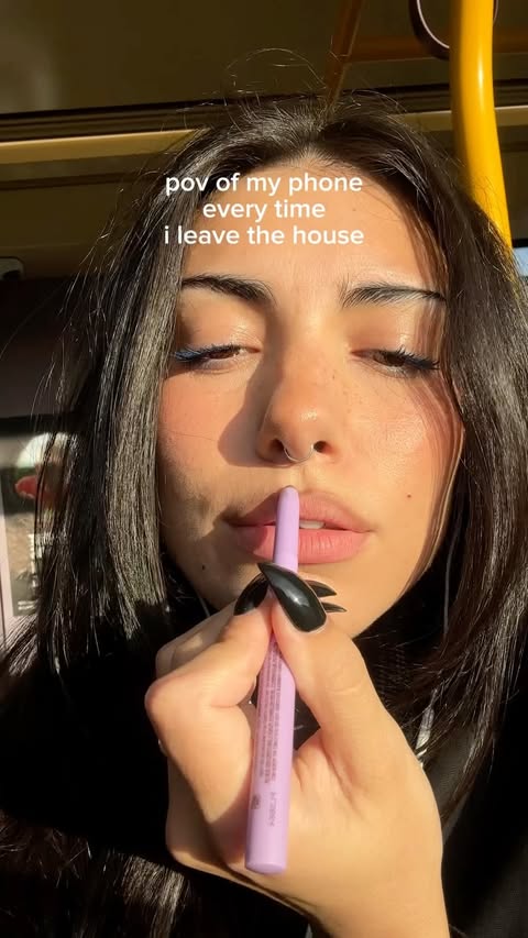 Instagram post by @reitxmakeup for NABLA Cosmetics. Caption reads: [...] always @kjh.brand lip liner clay +....