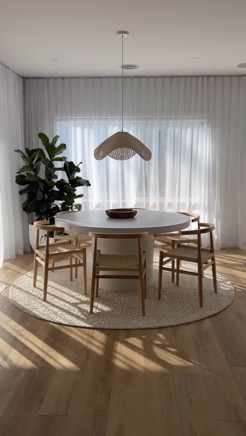 Instagram post by @gigiandgray for Vileda. Caption reads: [...] work. 

That’s why I’ve been using....