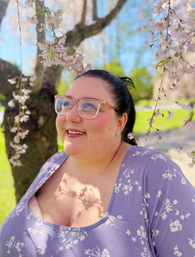Instagram post by @curvy_chronicles for SmartBuyGlasses. Caption reads: [...] loving all three pairs of my new....