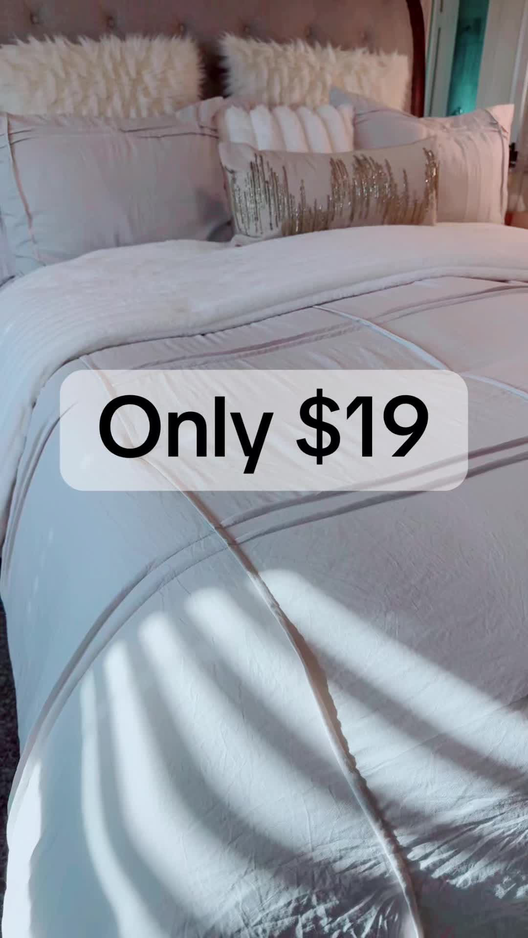 TikTok post by @theodayfamilyfinds for Bedsure Home. Caption reads: Year end clearance from @Bedsure for only $19 for....