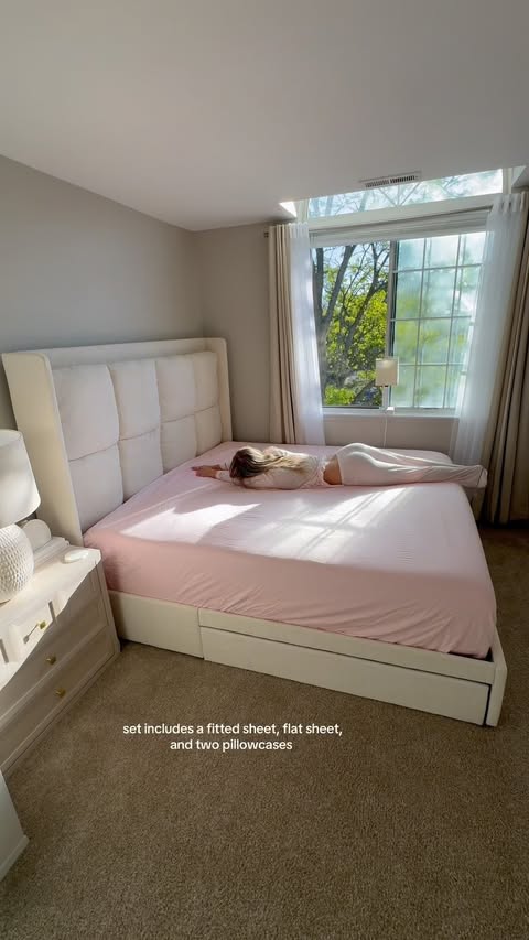 Instagram post by @annaschottin for Bedsure Home. Caption reads: [...] I’ve been loving these sheets from....