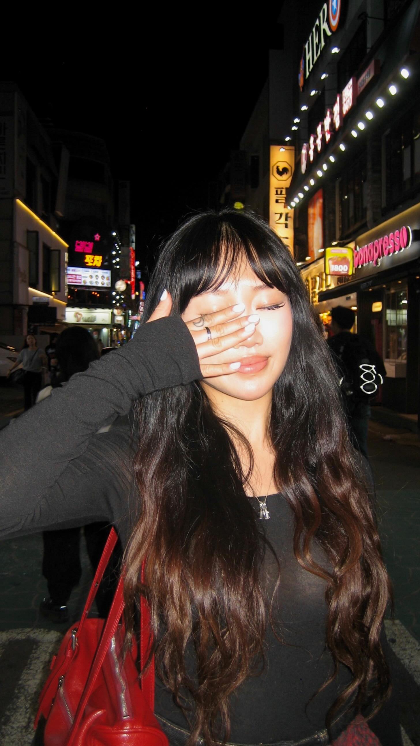 Instagram post by @tammytmai for GetYourGuide. Caption reads: making traveling less stressful one itinerary at a....