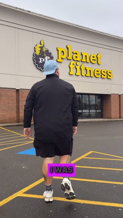 Instagram post by @_send1t for Planet Fitness. Caption reads: [...] better feeling than stepping into a....