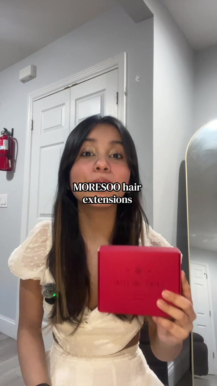 TikTok post by @mayliyam for Moresoo Hair. Caption reads: gracias!🤩 @MORESOO HAIR & @Moresoo Hair UK 💗....
