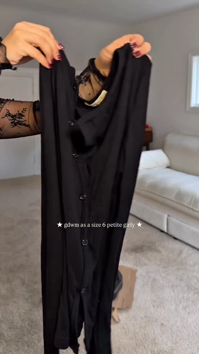 Instagram post by @planzee_ for En Route Jewelry. Caption reads: lil weekend outfit to run around doin a bunch of....