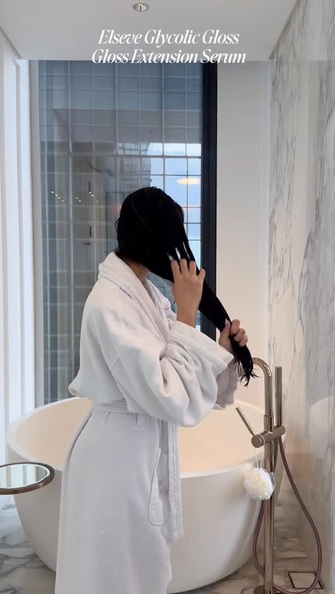 Instagram post by @cindypriscilla for L'Oréal Indonesia. Caption reads: My ultimate pink haircare routine for that glowy,....