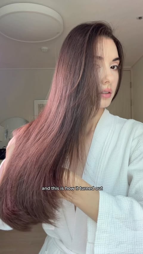 Instagram post by @rachelheheh for Amazon Beauty. Caption reads: [...] #bondingcream @ayunche_global @amazonbeauty....