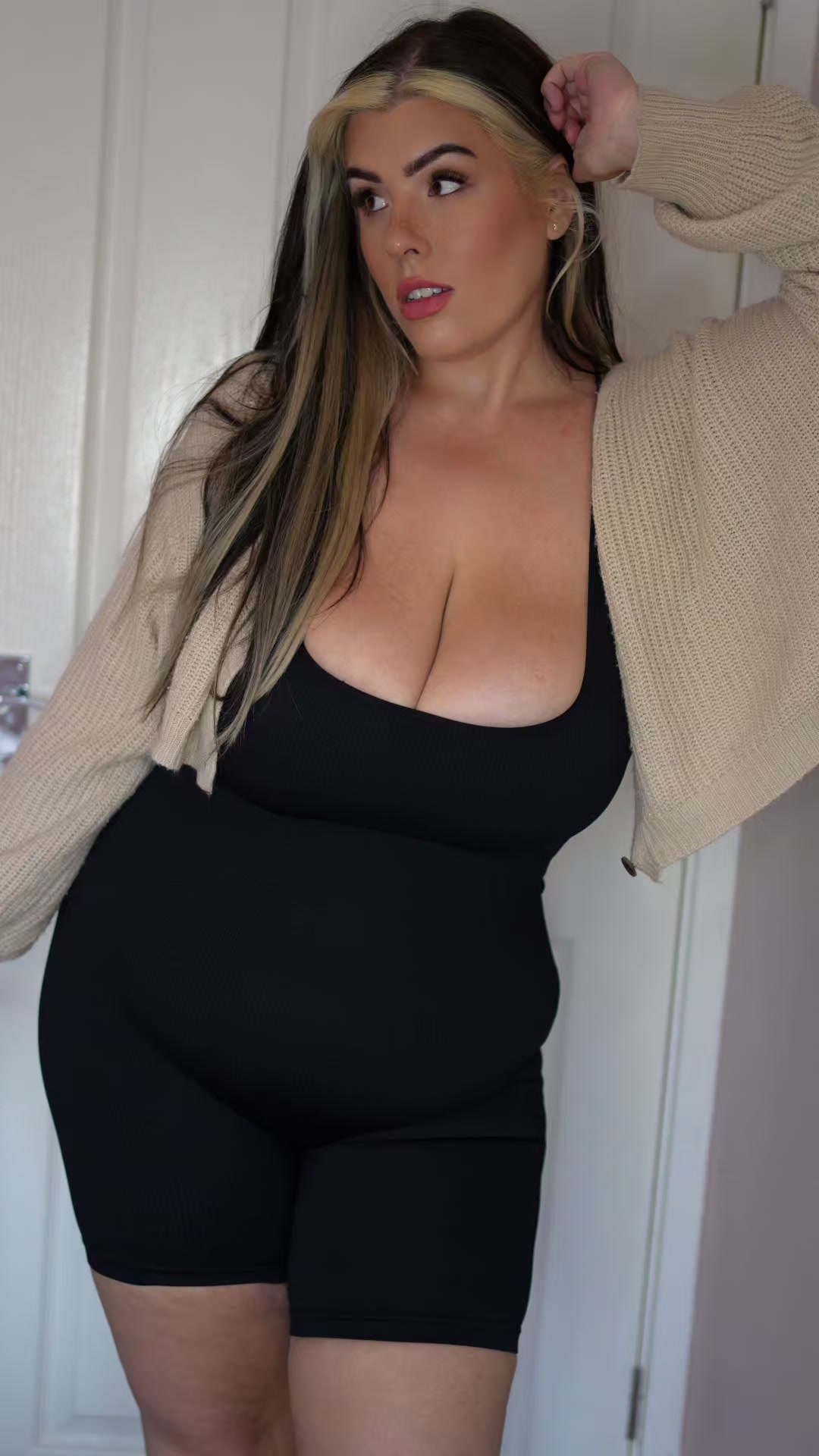 TikTok post by @charlotte_rachelxo for MOOSLOVER. Caption reads: My husband said this is his favourite outfit....