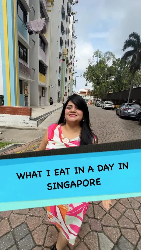 Instagram post by @priyankaatiwari for VisitSingapore. Caption reads: 🇸🇬✨ What I Eat in a Day in Singapore! 😋💚
If....