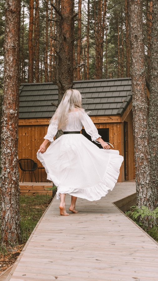 Instagram post by @wuudstay for Fentimans. Caption reads: Much needed puhkus🫶🏼 #fentimans....