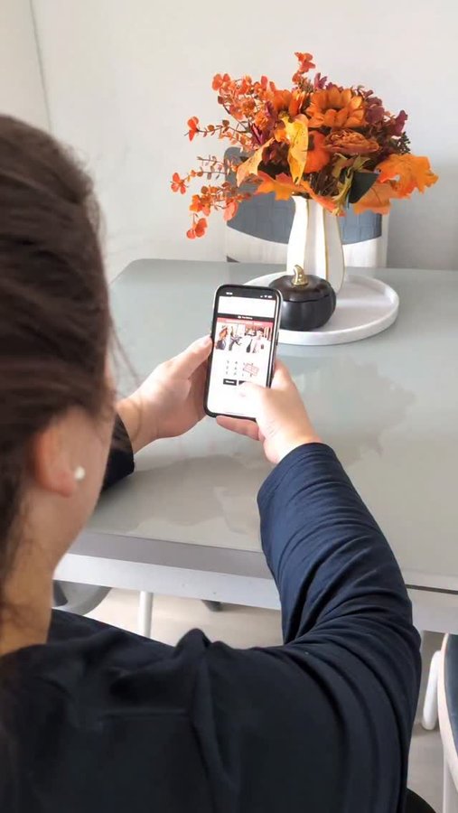 Instagram post by @vanessa93_x for Secret Sales. Caption reads: I've got a money saving hack for you. @secretsales....