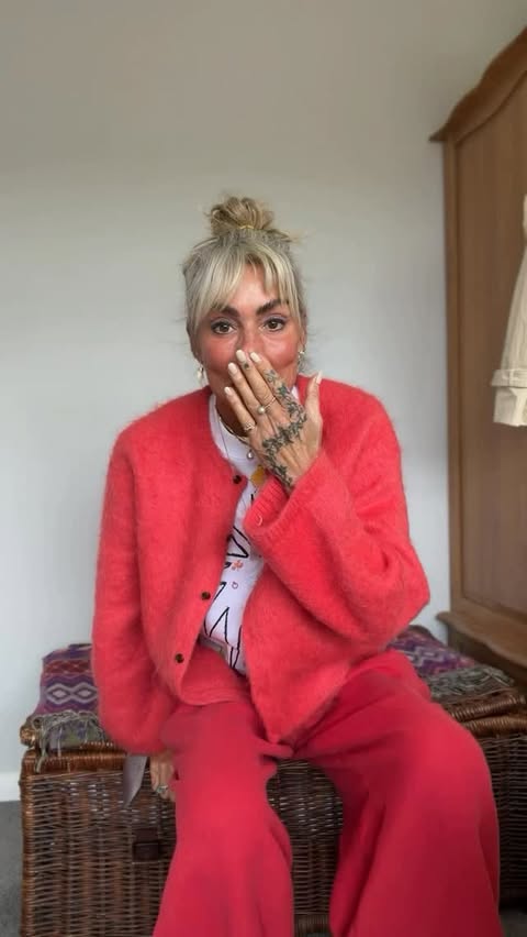 Instagram post by @astridiwantyouinmylife for Urban Outfitters. Caption reads: [...] while they heal .. Ad/Pr * Trousers....