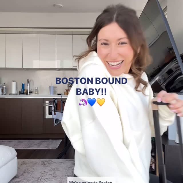 Instagram post by @runswithmal for OOFOS. Caption reads: WE ARE BOSTON BOUND BABY!! 💙💛🦄Most important....