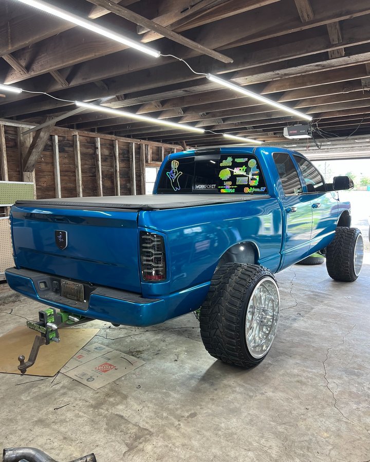 Instagram post by @jrose_5.7 for Hornblasters. Caption reads: [...] 
@jamhandle 
@genyhitch 
@boltlock....