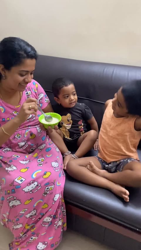 Instagram post by @anjanasudhan30 for Aashirvaad. Caption reads: 🥰Mini Vlog🥰Kids special crispy Semiya Pancake....