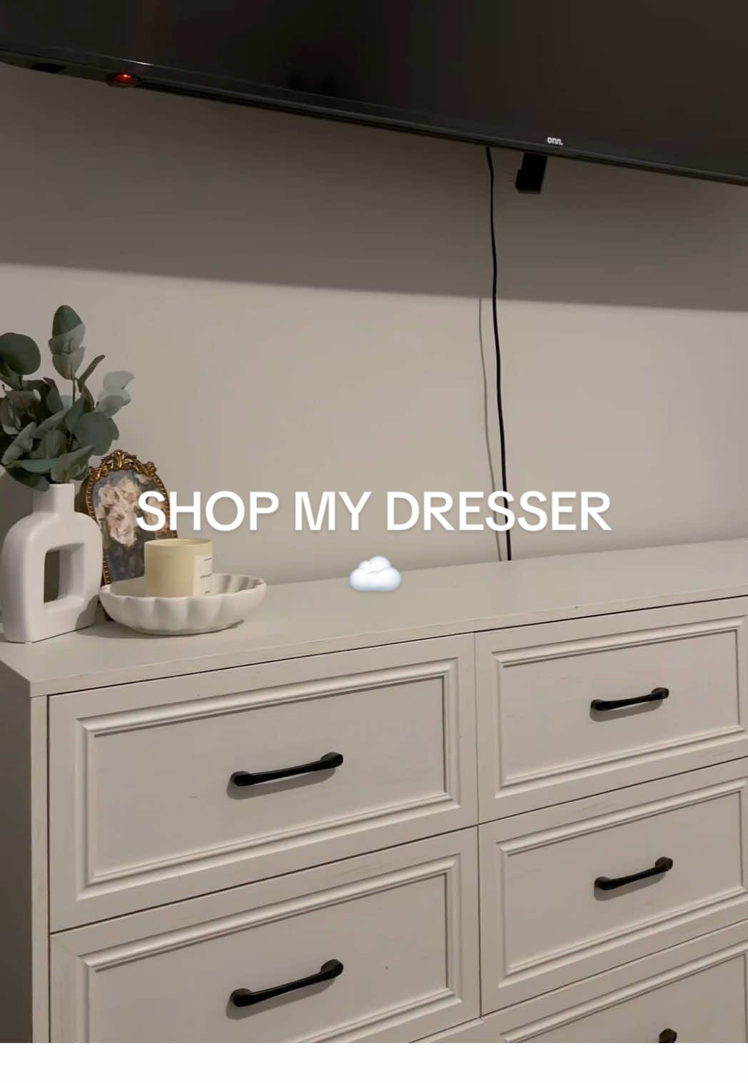 TikTok post by @lenamarievera for Vabches. Caption reads: [...] TikTok shop finds to this day☁️🫶🏼 ....