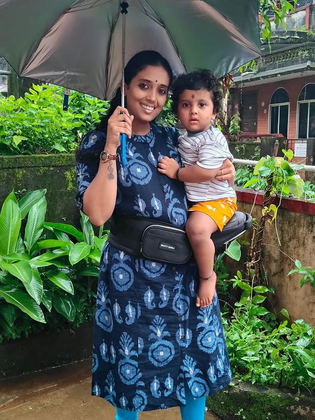 Instagram post by @deeksha.ramakrishna for Butt Baby. Caption reads: [...] more mess-free now! ☔ All thanks to....