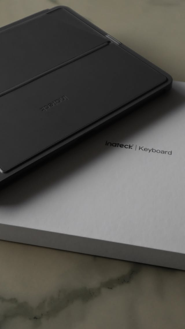 Instagram post by @iamlauradevika for inateck. Caption reads: [...] I want it to be! Since adding the Inateck....