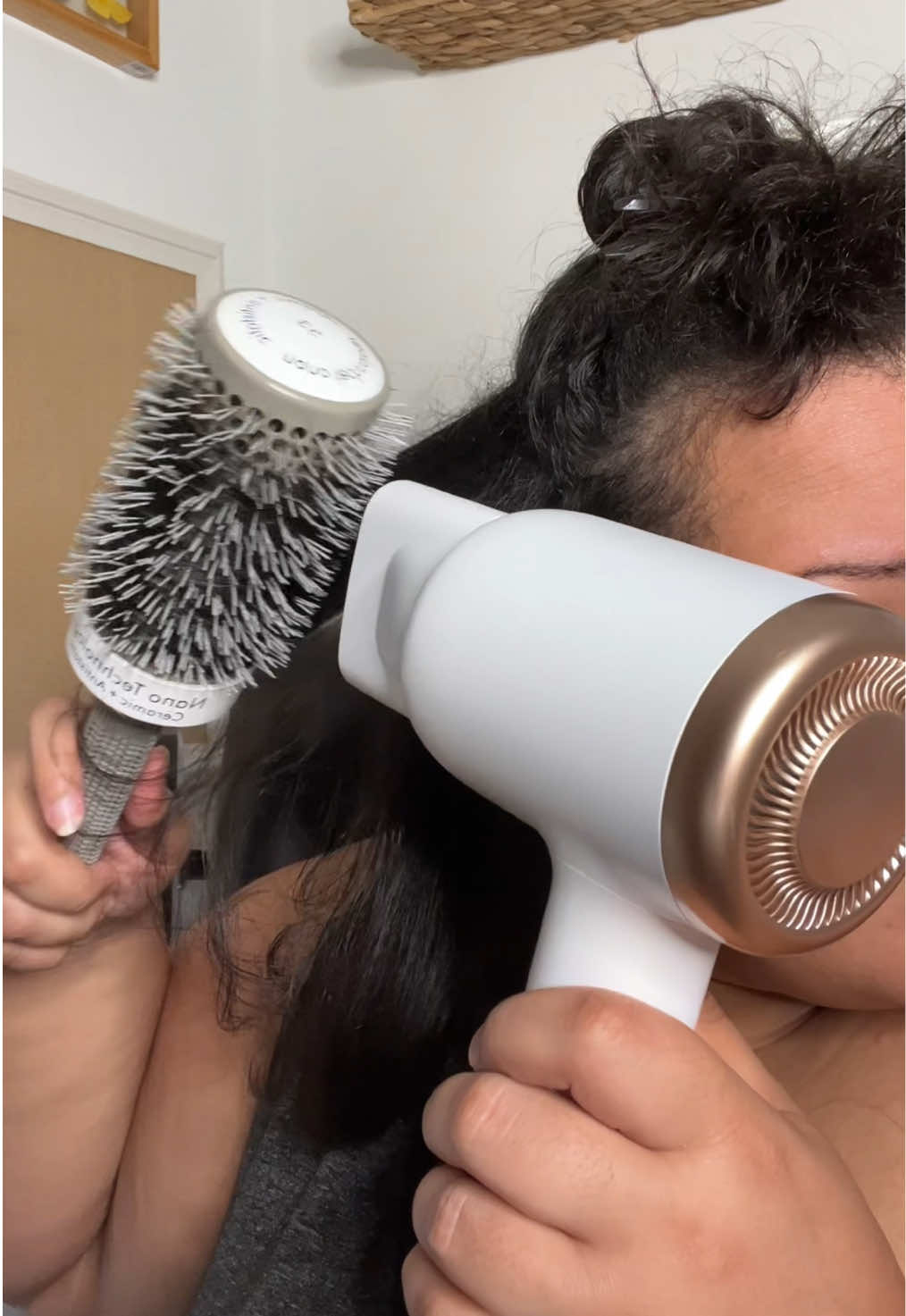 TikTok post by @reesiecherie for Hollywood Hair Bar. Caption reads: How I grew my hair FAST! @HollywoodHairBar....