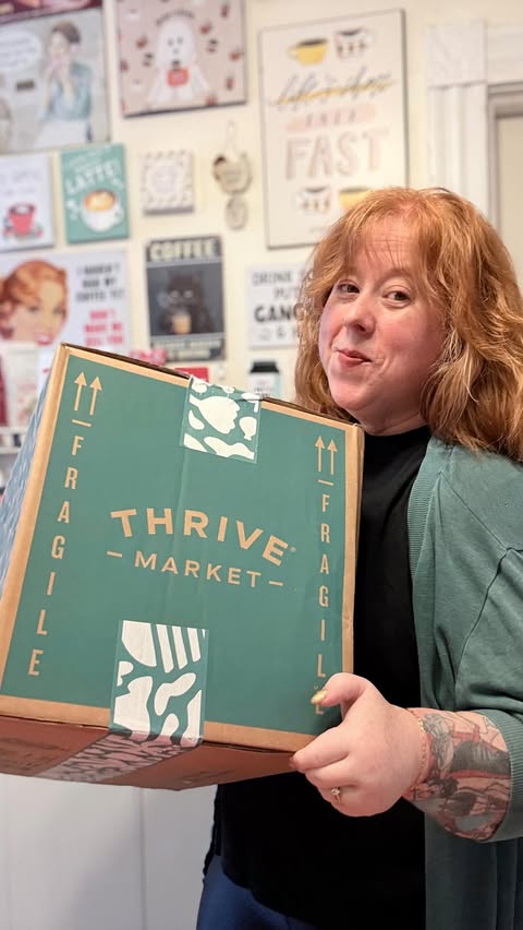 Instagram post by @palegingerpear for Thrive Market. Caption reads: Small town. Big dietary needs.
@thrivemarket makes....