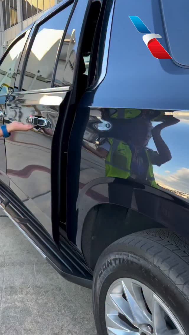 Instagram post by @doctorcampos for American Airlines. Caption reads: Thank you @americanair .... Concierge Key....