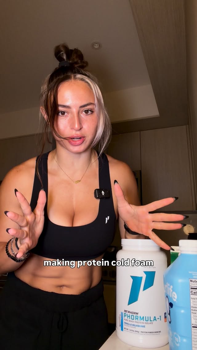 Instagram post by @liztess for 1st Phorm. Caption reads: Would you try this?!

👩‍🍳 Ingredients:

- 1....