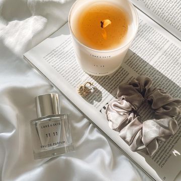 Instagram post by @allthingsbeautay for Lake & Skye. Caption reads: smell good, feel good, look good ✨

[ad] looking....