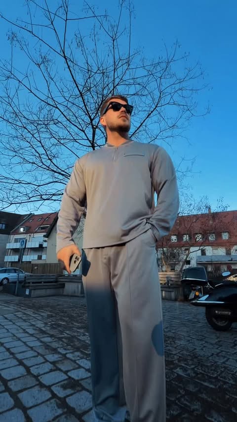 Instagram post by @godrick.coach for COOFANDY. Caption reads: [...] Relaxed Urban Style! 🕶️
ad|
Find more....