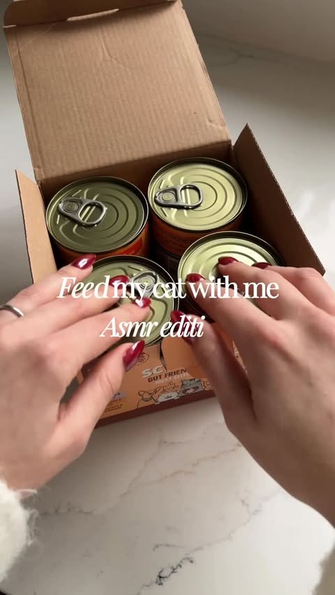 Instagram post by @remi.green_ for Scrumbles. Caption reads: [...] 😅 This here is Remi’s favourite @scrumbles....