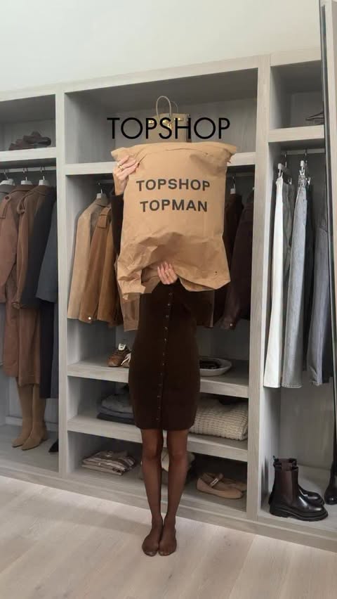 Instagram post by @perriesian for Topshop. Caption reads: TOPSHOP NEW IN HAUL😍🤎❄️

TOPSHOP is 100% BACK &....