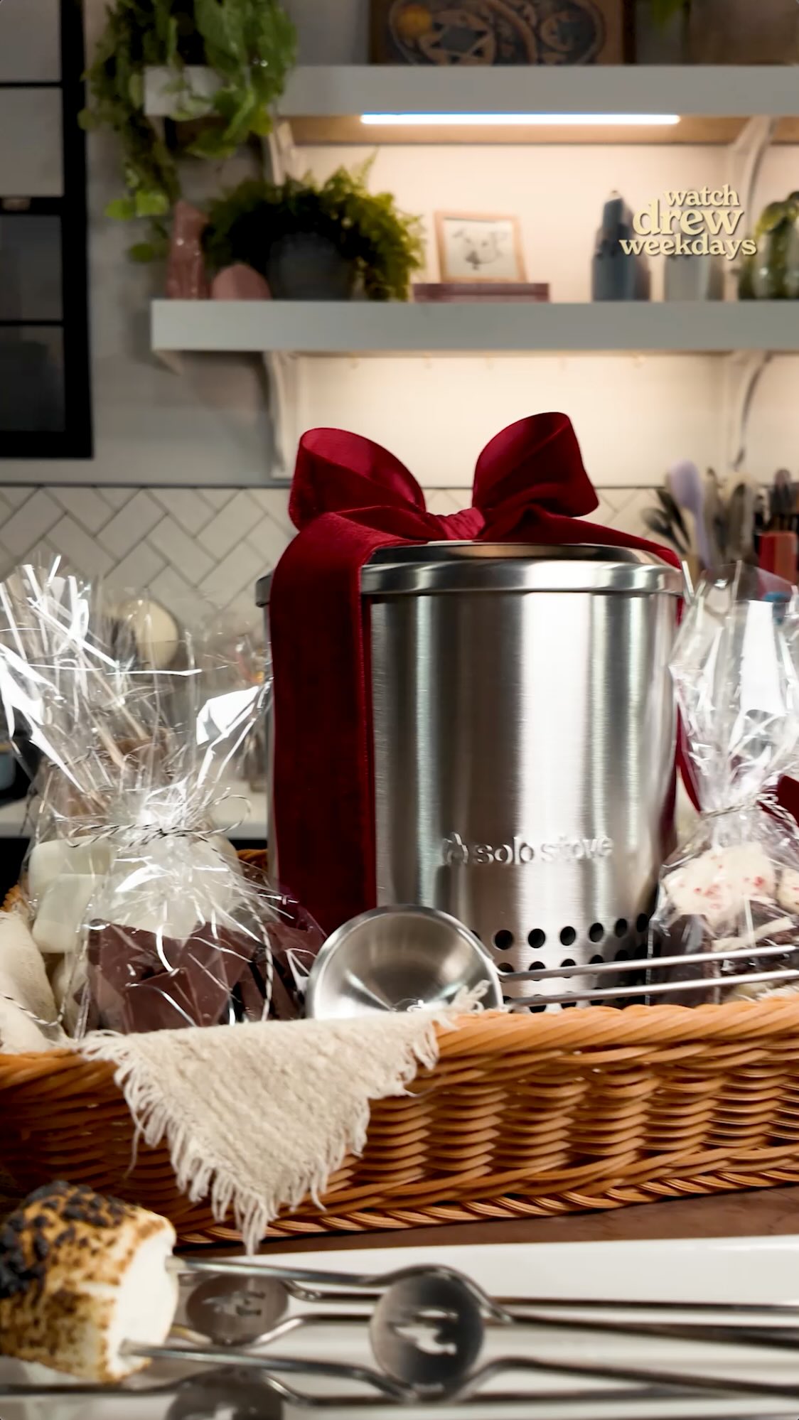 Instagram post by @thedrewbarrymoreshow for solostove. Caption reads: SPONSORED BY SOLO STOVE. Lauren Palmeri, culinary....