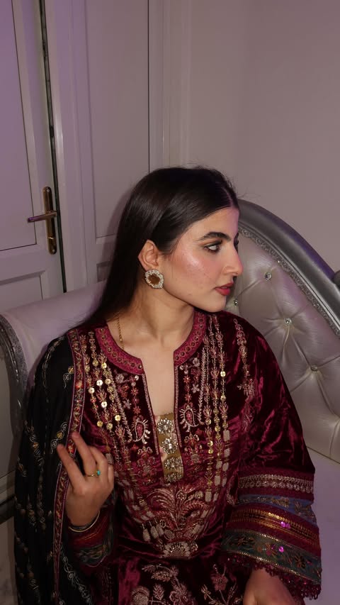 Instagram post by @mimis_memoir for ghd hair. Caption reads: Straightened hair isn’t usually my go to but today....