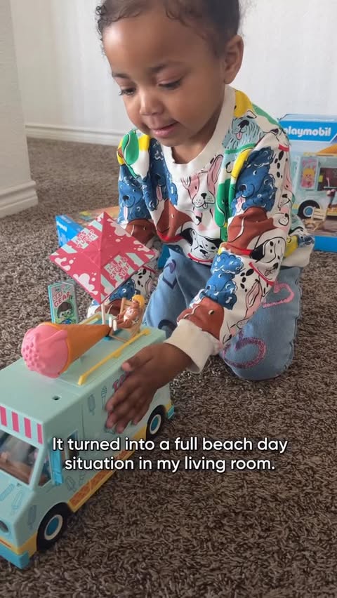 Instagram post by @thebeautybeau for BabbleBoxx. Caption reads: #ad Trying to keep my daughter off screens, but....