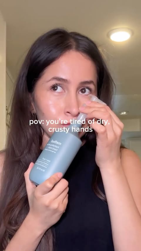 Instagram post by @ariananrmz for method. Caption reads: upgraded to @methodproducts hydrating serum hand....