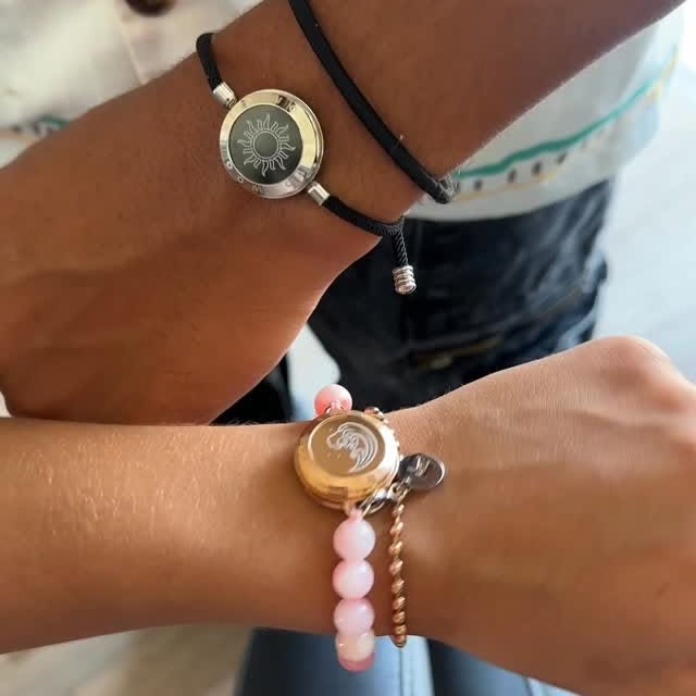Instagram post by @kaneandprymrr for Totwoo. Caption reads: We love our @totwoo bracelets💕 #ad #totwoo....
