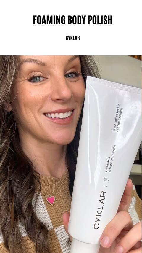 Instagram post by @iliketotalkblog for CYKLAR. Caption reads: [...] #bodypolish #bodyscrub #smoothskin....
