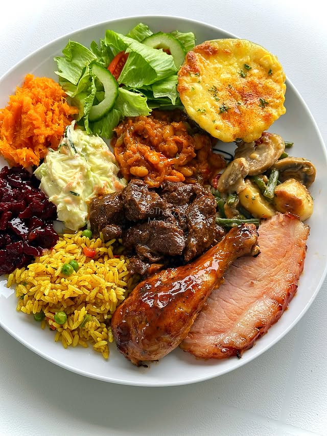 Instagram post by @zee_thecook for Seven Colours Grill Seasoning. Caption reads: [...] spiced with Seven Colours Grill Seasoning™️.....
