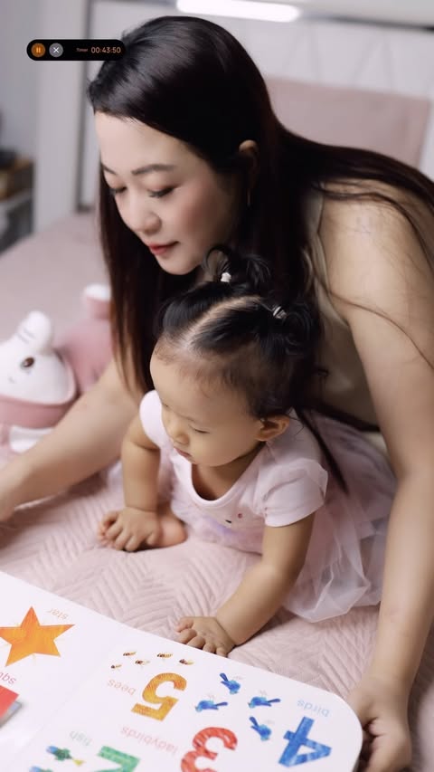 Instagram post by @yangthy_imchen_official for Johnson’s Baby. Caption reads: [...] are the sweetest! 🤍👶✨ I choose Johnson’s....