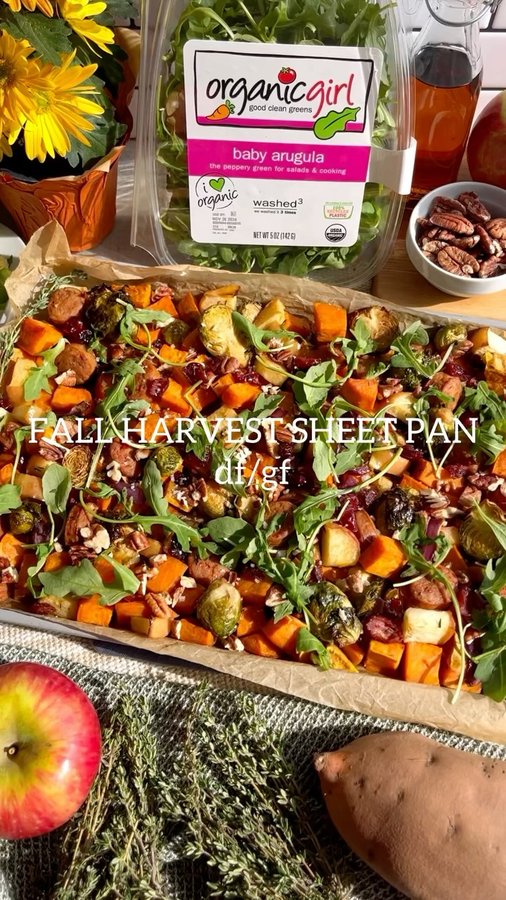 Instagram post by @walleats for organicgirl. Caption reads: [...] oz chicken sausage, sliced -1/2 cup....