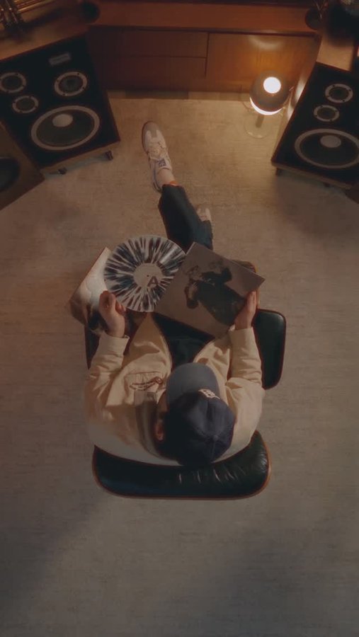 Instagram post by @vinyl_nights_ for Interscope Records. Caption reads: Collaborating with @interscope , let’s spin Dr.....