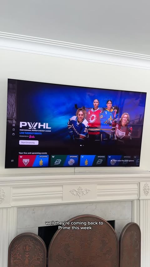 Instagram post by @carewithkate for Prime Video. Caption reads: [...] ET #pwhl #sportsonprimeca #primevideoca.