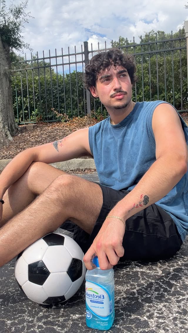 Instagram post by @_iamchance for Electrolit. Caption reads: 5 juggles✅what’s next? @electrolit....
