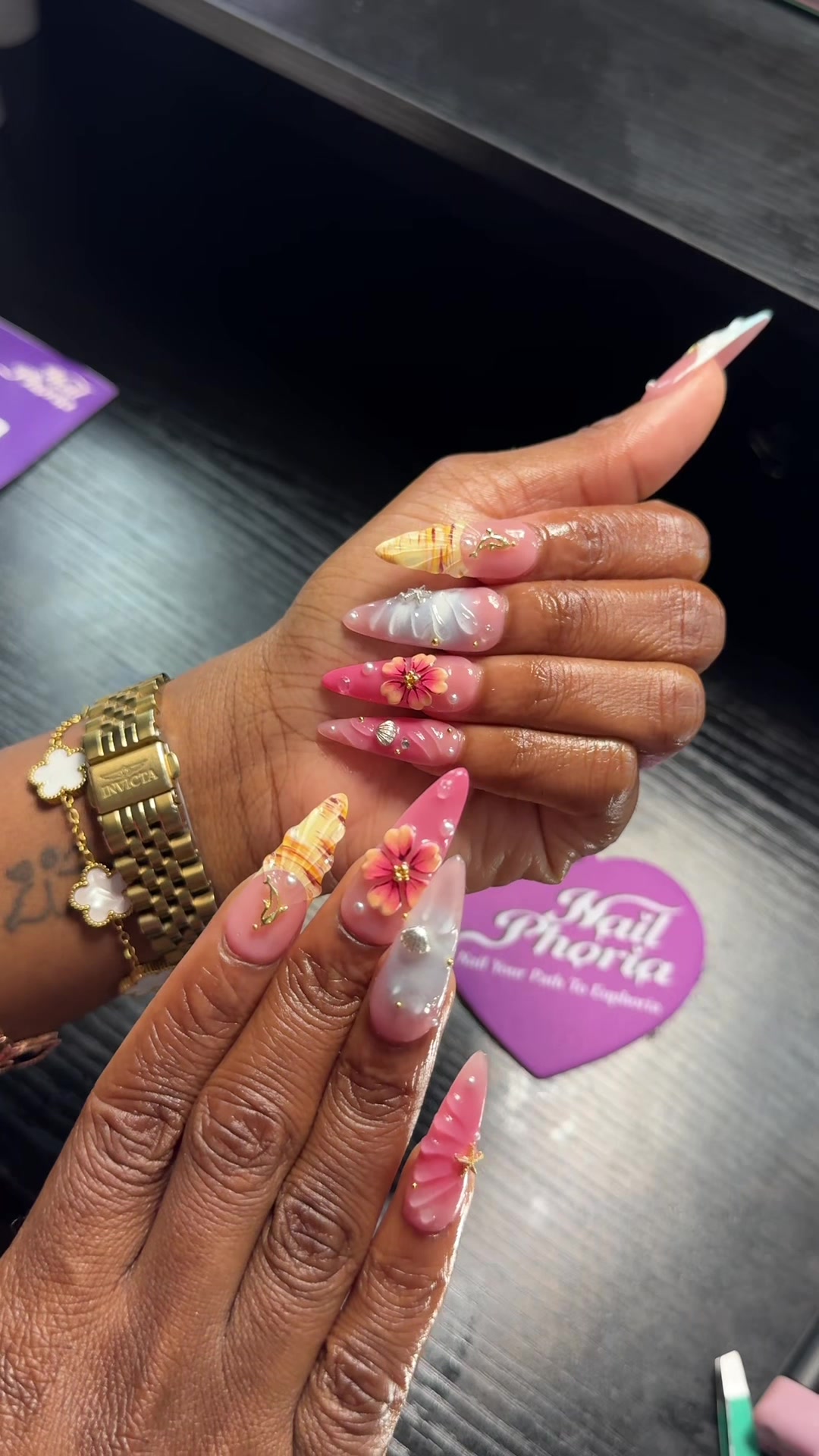 TikTok post by @naimarie_ for Nailphoria. Caption reads: [...] me these don’t look like a fresh set....