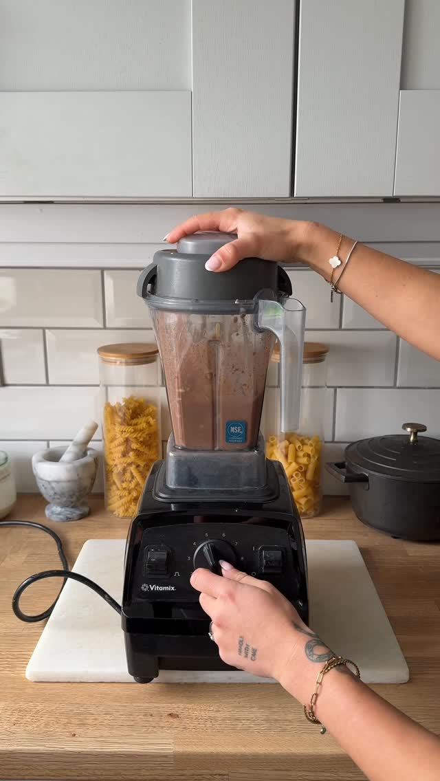 Instagram post by @lifewith.leila for Protein Works. Caption reads: Sunday reset fuelled by @proteinworks !!! made a....